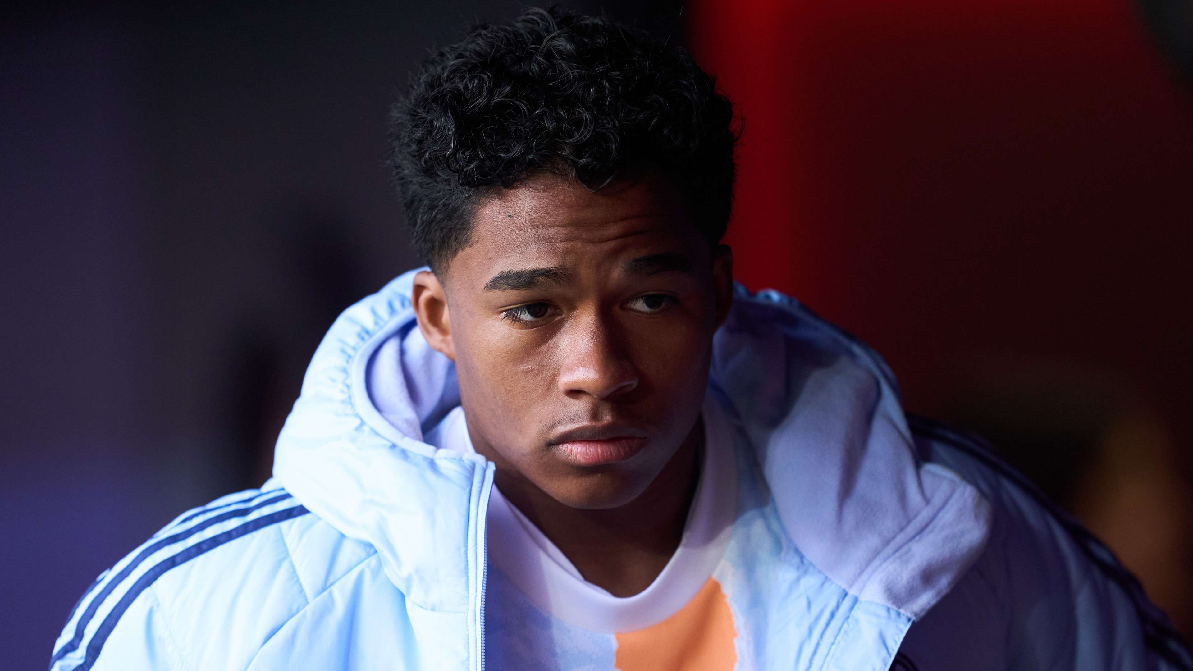 入了一股新 入了一股新